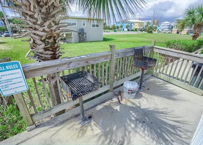 2700sq Ft In Holiday home *