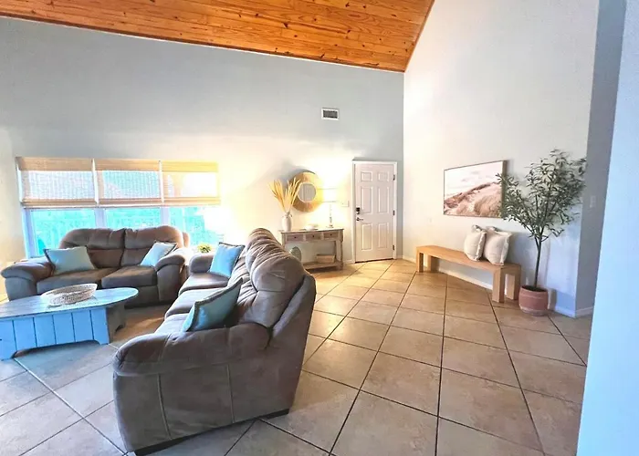 2700sq Ft In